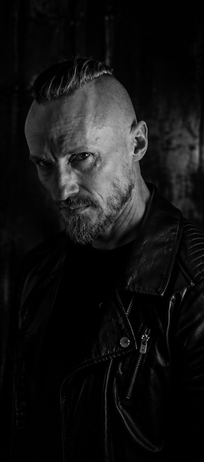 Mikael Hallgren – vocalist, keyboardist and founder of Die In Void